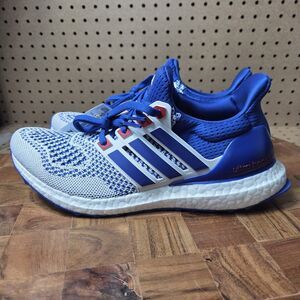 Size 7.5 - adidas UltraBoost 1.0 White Royal Blue Red *Missing Box Top*